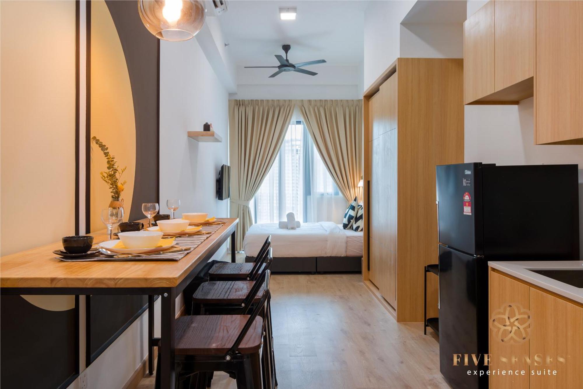 The Colony & The Luxe Signature Suites, Klcc Kuala Lumpur Exterior photo